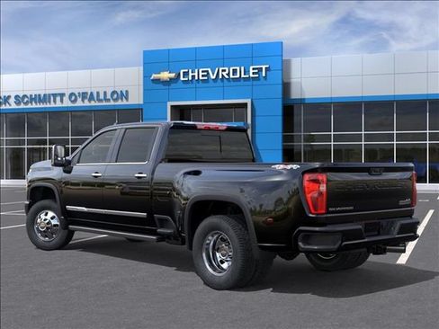 New 2026 Chevrolet Silverado 3500 High Country w/ High Country Premium Package AWD/4WD image 3