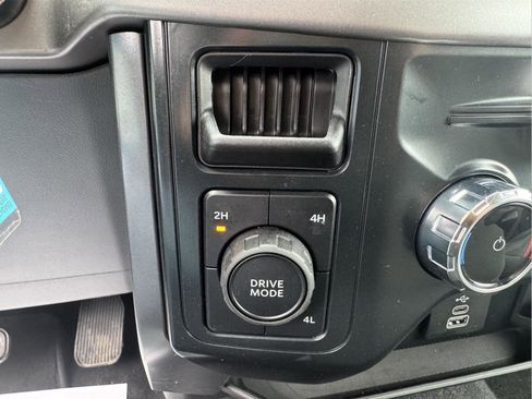 Used 2025 Ford F150 XLT w/ Equipment Group 301A Standard AWD/4WD image 19