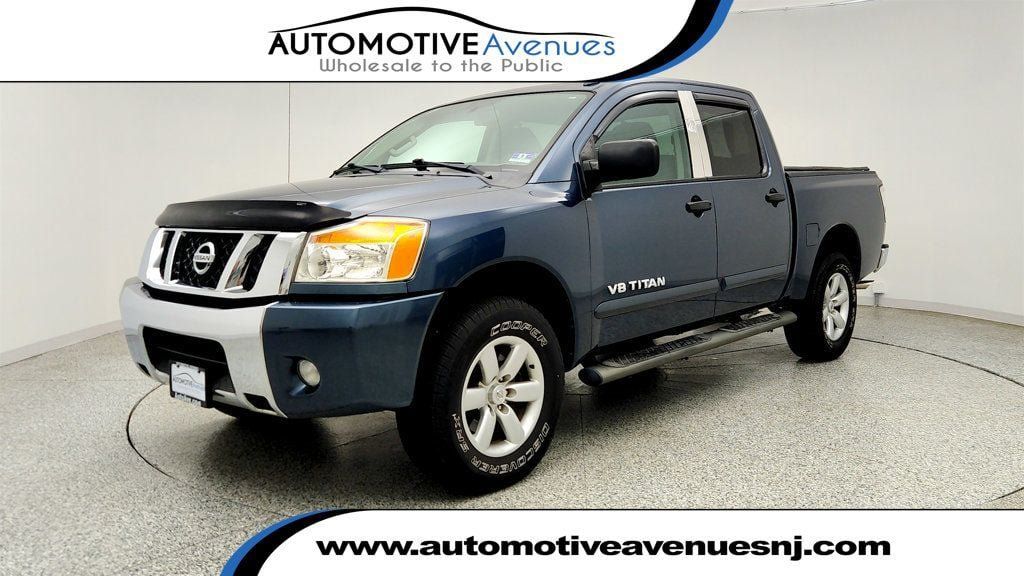 Used 2014 Nissan Titan SV w/ SV Value Truck Package AWD/4WD image 1