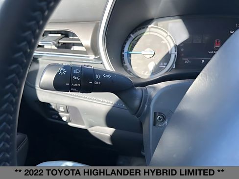 Used 2022 Toyota Highlander Limited image 22