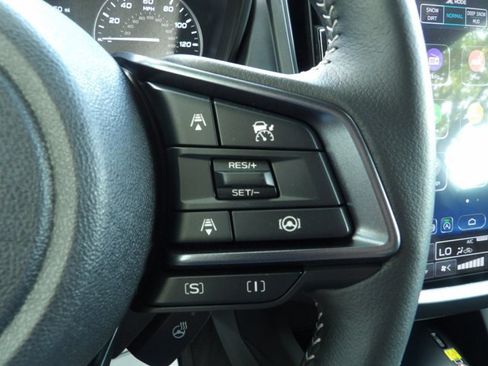 Certified 2025 Subaru Forester Limited AWD/4WD image 18