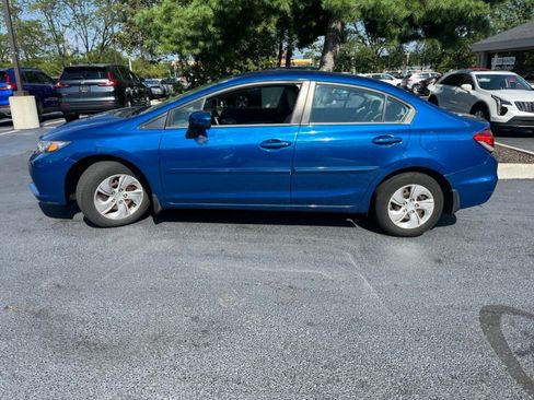 Used 2015 Honda Civic LX image 2