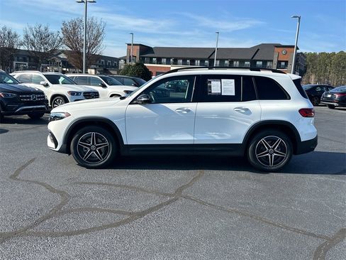 Used 2023 Mercedes-Benz EQB 250+ image 4