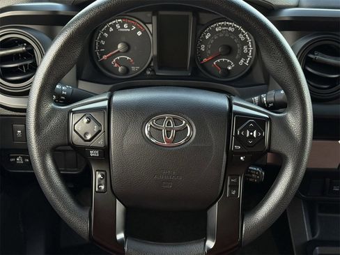 Used 2021 Toyota Tacoma SR w/ SR Convenience Package image 12