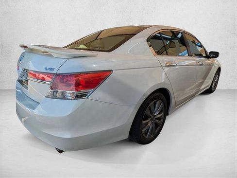 Used 2011 Honda Accord EX-L image 4