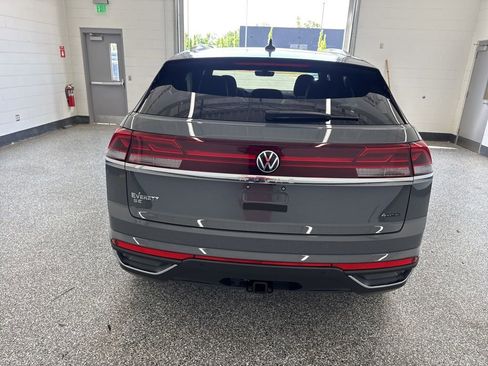 New 2026 Volkswagen Atlas Cross Sport SE AWD/4WD image 4