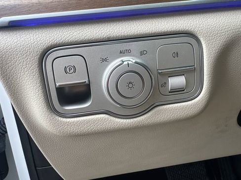 Used 2024 Mercedes-Benz GLE 450 4MATIC image 29