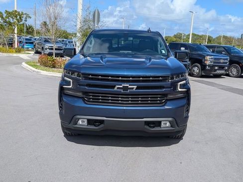Used 2021 Chevrolet Silverado 1500 RST w/ Convenience Package II image 2