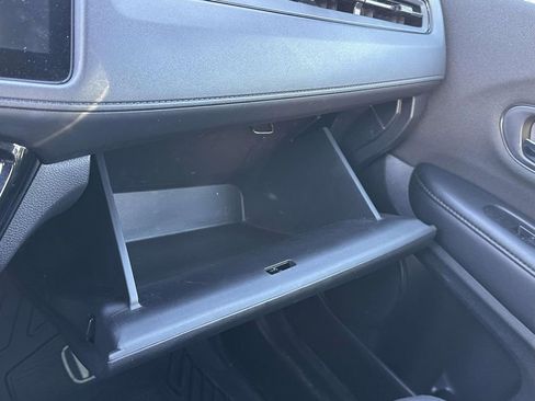 Used 2019 Honda HR-V Sport image 27