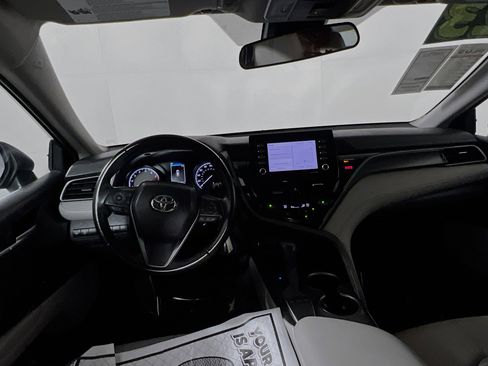 Used 2023 Toyota Camry SE image 30