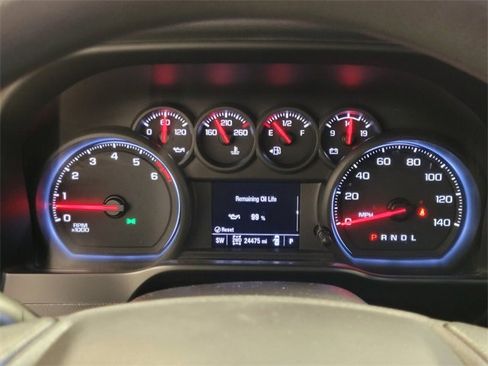 Used 2020 Chevrolet Silverado 1500 Custom Trail Boss w/ Custom Convenience Package image 17