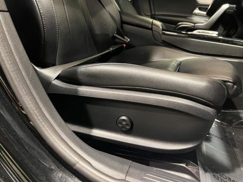 Used 2019 Mercedes-Benz A 220 4MATIC image 39