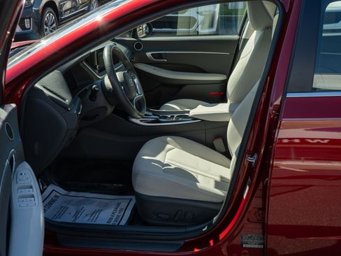 Used 2023 Hyundai Sonata SEL w/ Convenience Package image 19