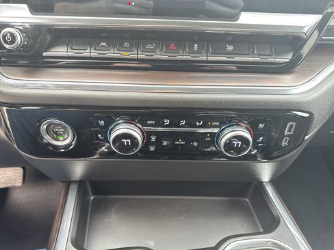 Certified 2023 GMC Sierra 1500 SLT w/ SLT Premium Package image 36