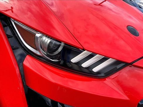 Used 2022 Ford Mustang Shelby GT500 w/ Technology Package image 32