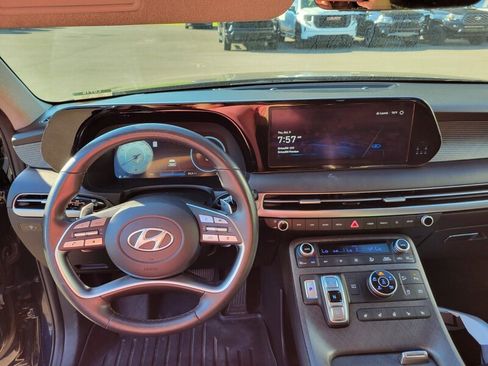 Used 2023 Hyundai Palisade Limited w/ Cargo Package image 11