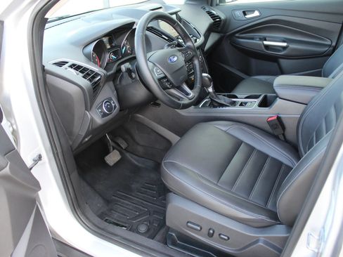 Used 2017 Ford Escape Titanium AWD/4WD image 11