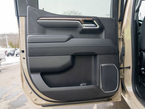 Used 2022 GMC Sierra 1500 Elevation image 16