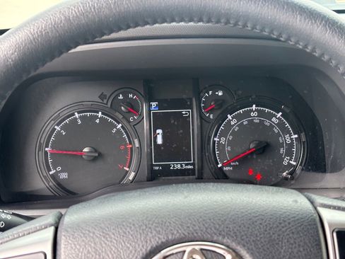 Used 2020 Toyota 4Runner SR5 image 43
