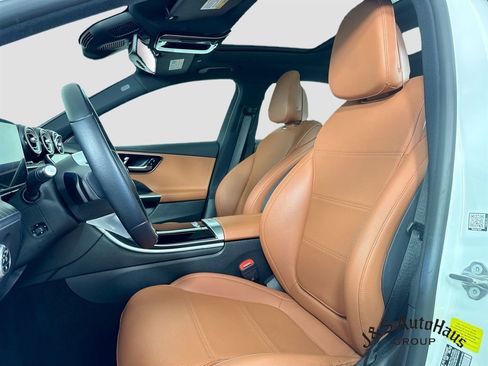 Used 2022 Mercedes-Benz C 300 Sedan w/ Exclusive Trim Package image 11