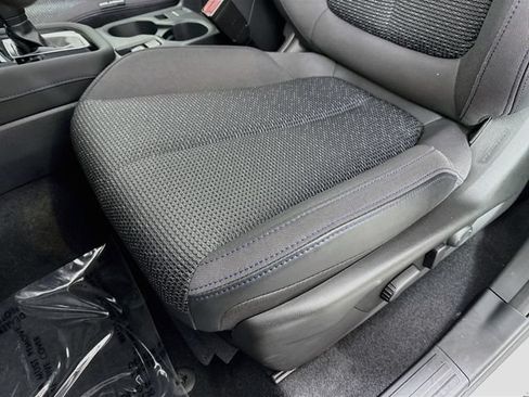 Certified 2025 Subaru Forester Premium AWD/4WD image 21