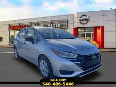 New 2025 Nissan Versa S w/ Trunk Package