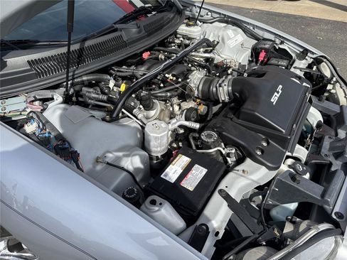 Used 2002 Chevrolet Camaro Z28 w/ SS Performance/Appearance Pkg RWD image 11
