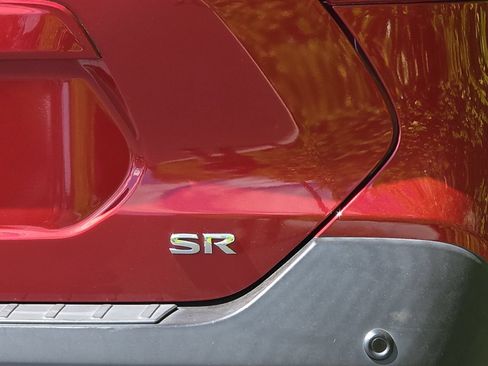 Used 2020 Nissan Kicks SR w/ SR Premium Package FWD image 26
