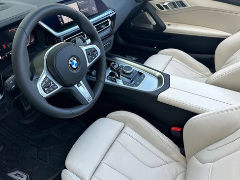 New 2026 BMW Z4 sDrive30i w/ Premium Package RWD image 10