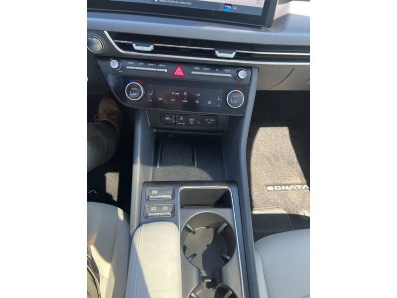 New 2024 Hyundai Sonata SEL w/ Convenience Package FWD image 10
