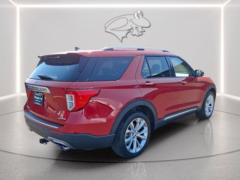 Used 2022 Ford Explorer Platinum w/ Equipment Group 601A AWD/4WD image 5