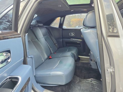 Used 2014 Rolls-Royce Ghost Sedan 4D image 33