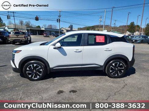 Certified 2025 Nissan Kicks SV image 5