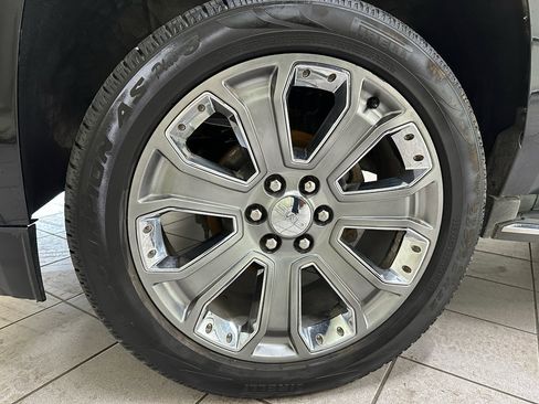 Used 2016 GMC Yukon Denali w/ Open Road Package AWD/4WD image 16