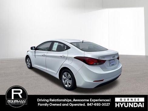 Used 2016 Hyundai Elantra SE FWD image 6