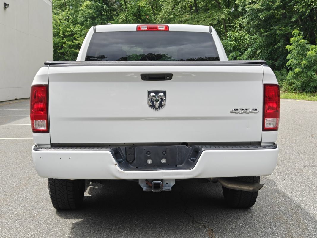 Used 2018 RAM 1500 Express AWD/4WD image 4