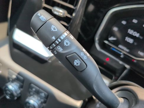 Used 2024 GMC Sierra 1500 SLT image 31