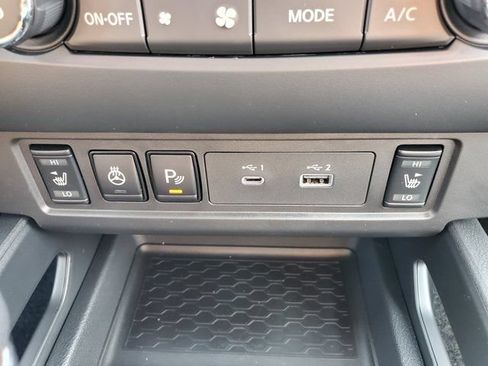 New 2026 Nissan Frontier SV w/ SV Convenience Package AWD/4WD image 17