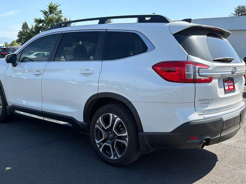 Used 2023 Subaru Ascent Limited w/ Technology Package AWD/4WD image 3