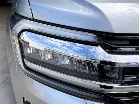 Used 2024 Ford Expedition Max Limited AWD/4WD image 27