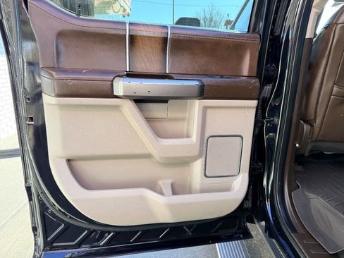 Used 2019 Ford F450 Limited image 32