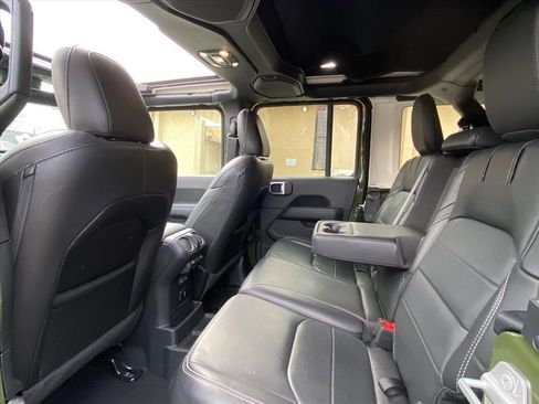 Used 2021 Jeep Wrangler Unlimited Sahara w/ Cold Weather Group image 21