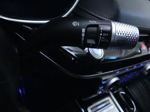 Used 2023 Genesis G80 2.5T image 24