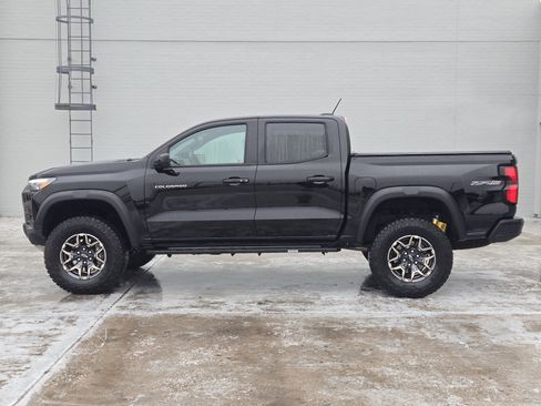 Used 2024 Chevrolet Colorado ZR2 w/ ZR2 Convenience Package III image 5