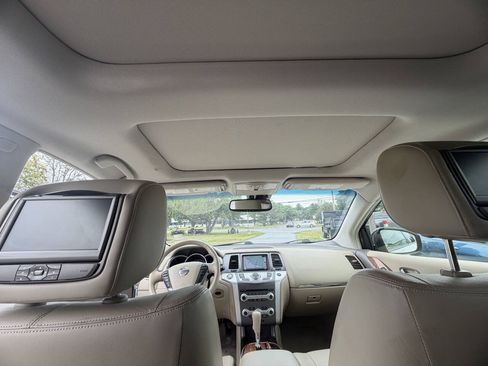 Used 2014 Nissan Murano LE w/ Platinum Edition Package AWD/4WD image 10
