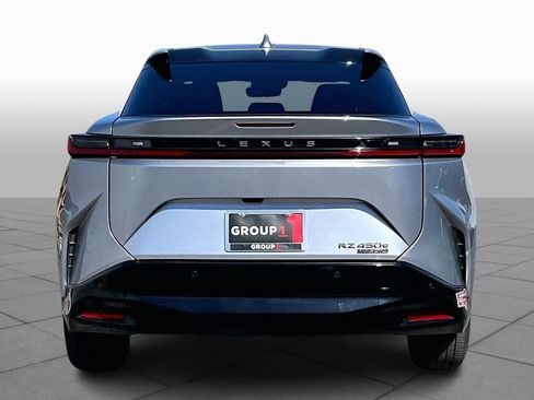 Used 2023 Lexus RZ 450e Premium w/ Technology Package image 4
