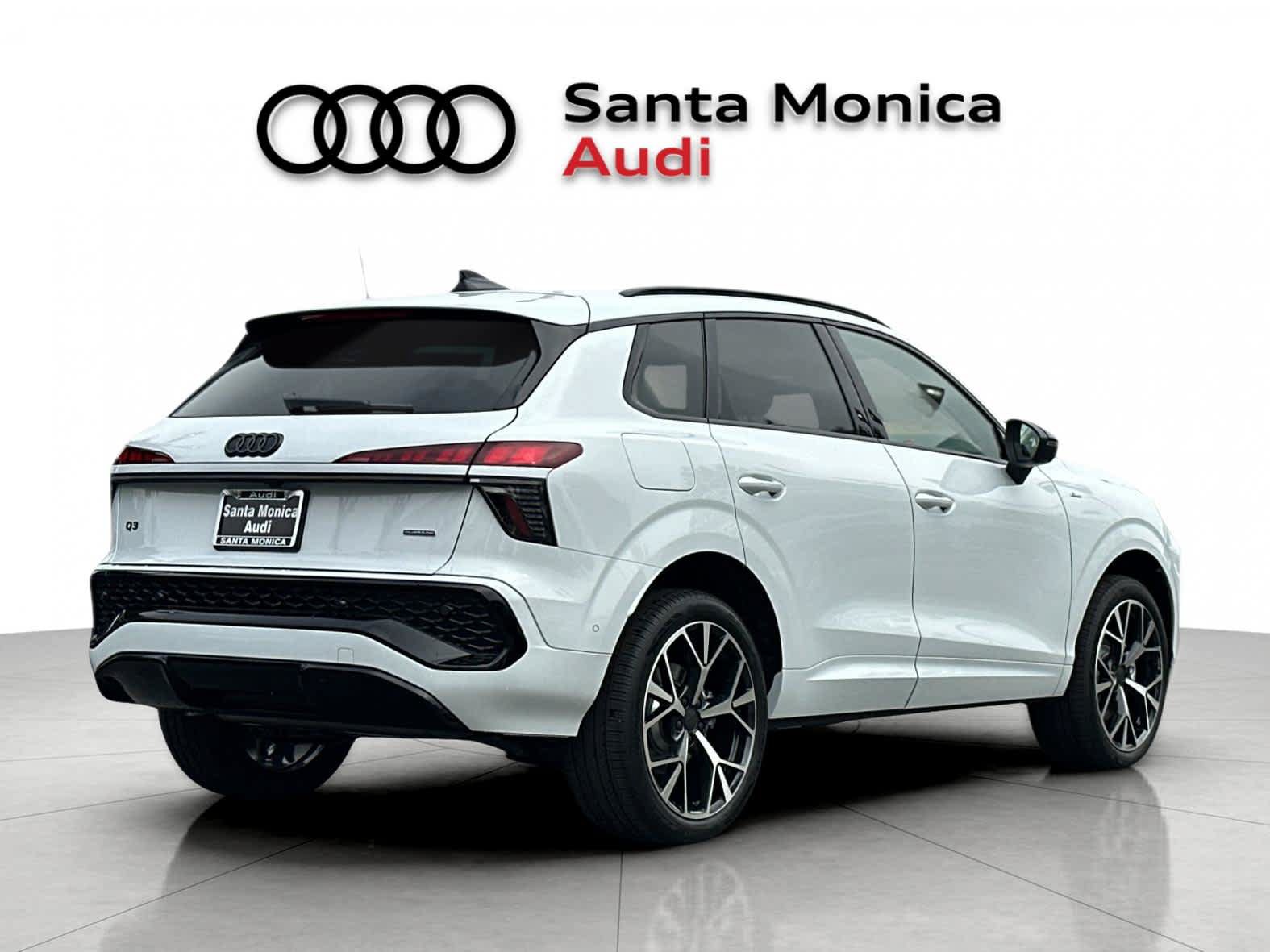 New 2026 Audi Q3 quattro 2.0T w/ Driver Assistance Package AWD/4WD image 2