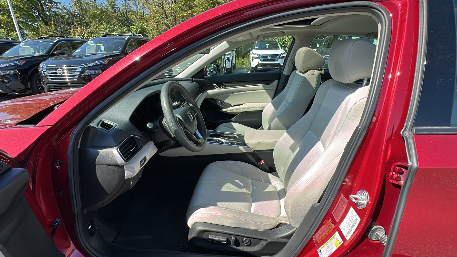 Used 2021 Honda Accord EX image 13