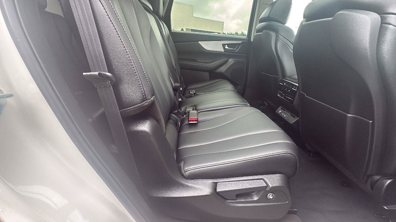 Used 2023 Acura MDX SH-AWD image 15