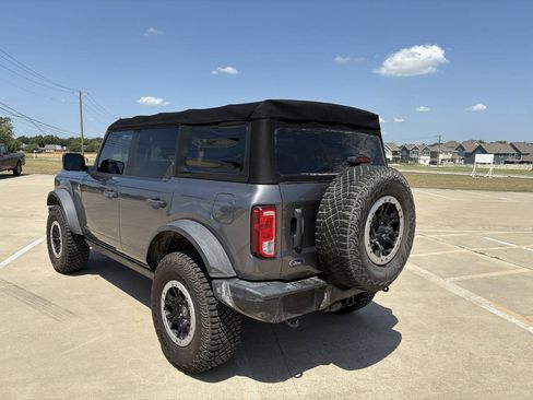 Used 2021 Ford Bronco Black Diamond w/ Sasquatch Package AWD/4WD image 3